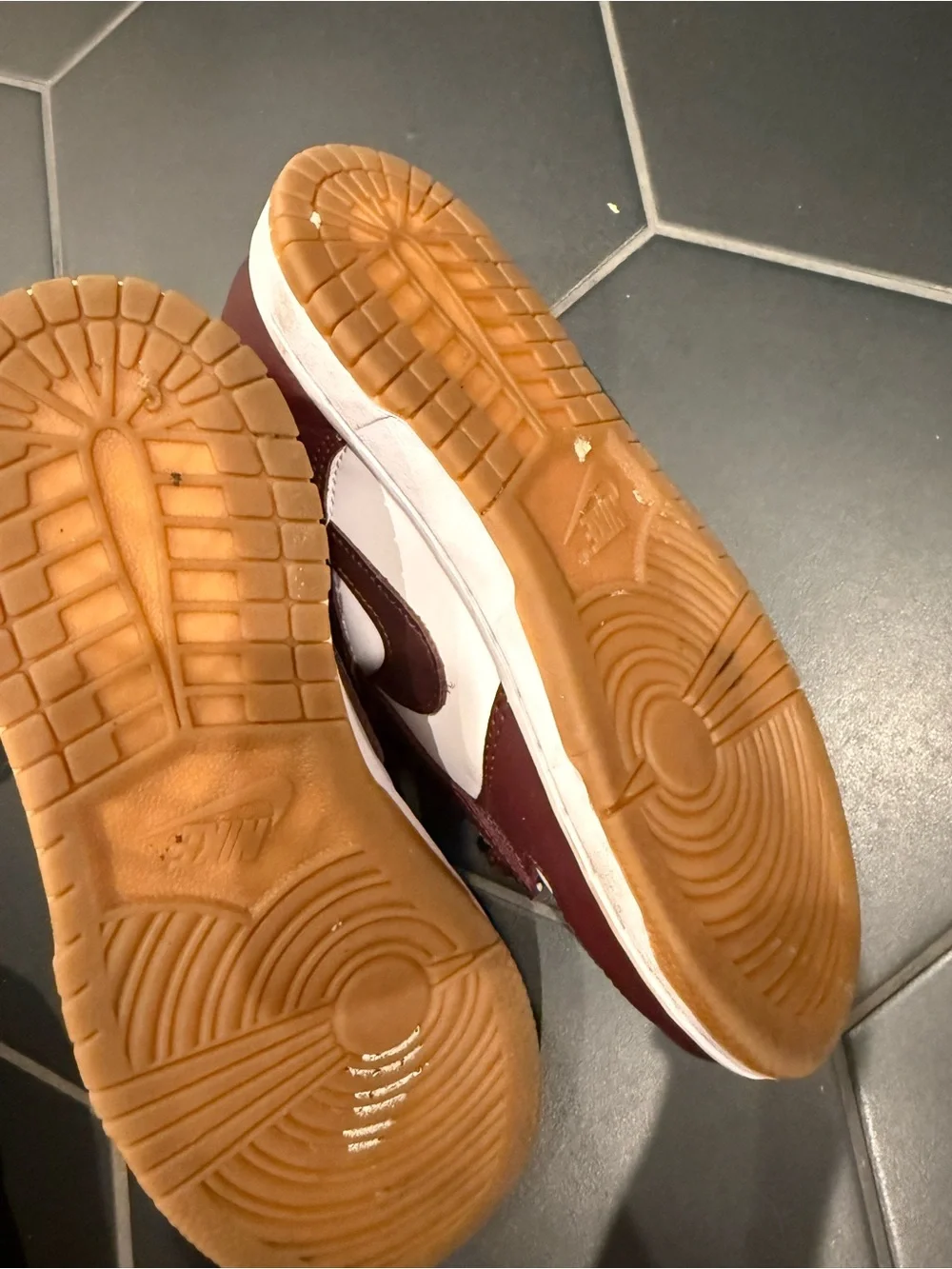 Nike Kids Low-Top Sneakers - Maroon and White